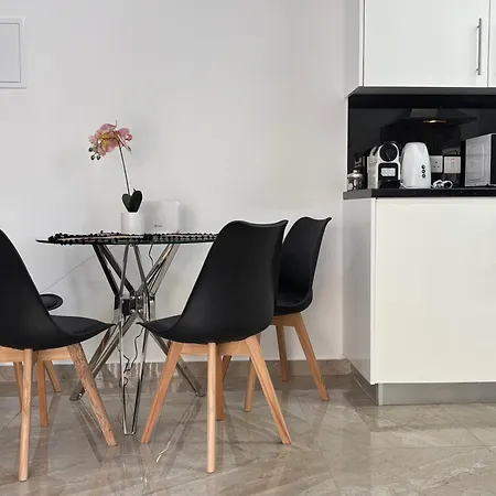 Апартаменты Rock The Bay 1b, Paphos, *