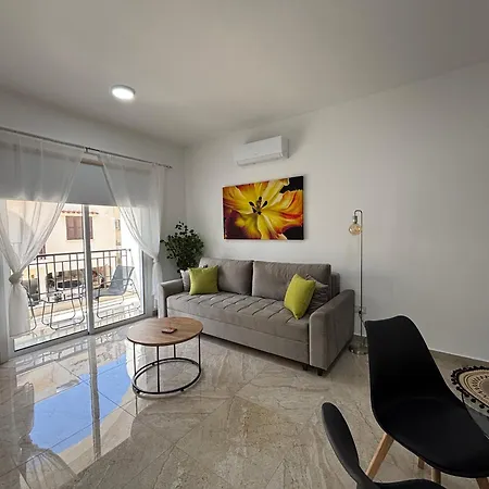 Апартаменты Rock The Bay 1b, Paphos, Пафос