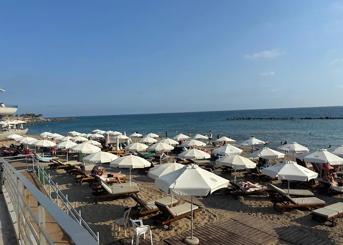 Rock The Bay 1b, Paphos, アパート パ フォス