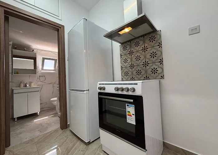 アパート Rock The Bay 1b, Paphos, *