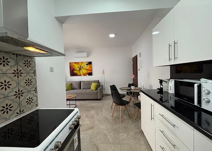 Rock The Bay 1b, Paphos,