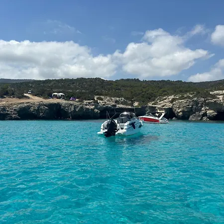 Lägenhet Rock The Bay 1b, Paphos,