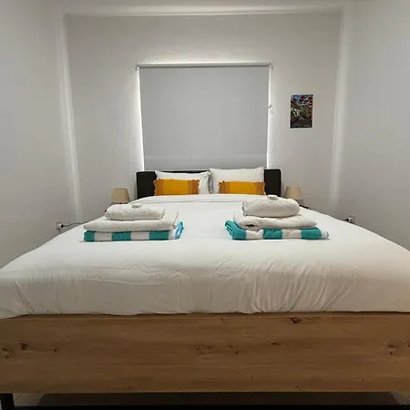 Rock The Bay 1b, Paphos, Lägenhet *