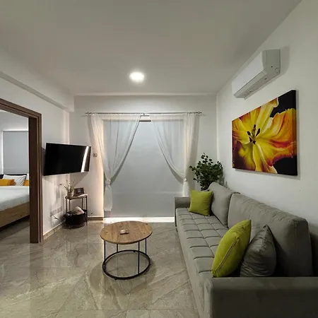 Rock The Bay 1b, Paphos,