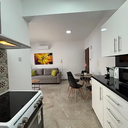 Rock The Bay 1b, Paphos,