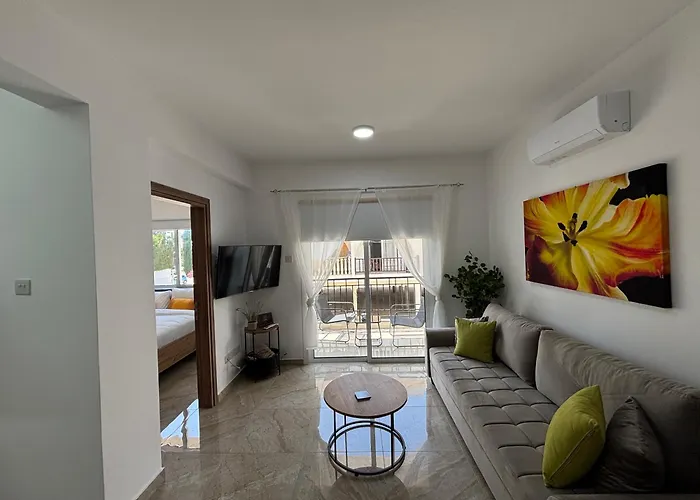 Rock The Bay 1b, Paphos,