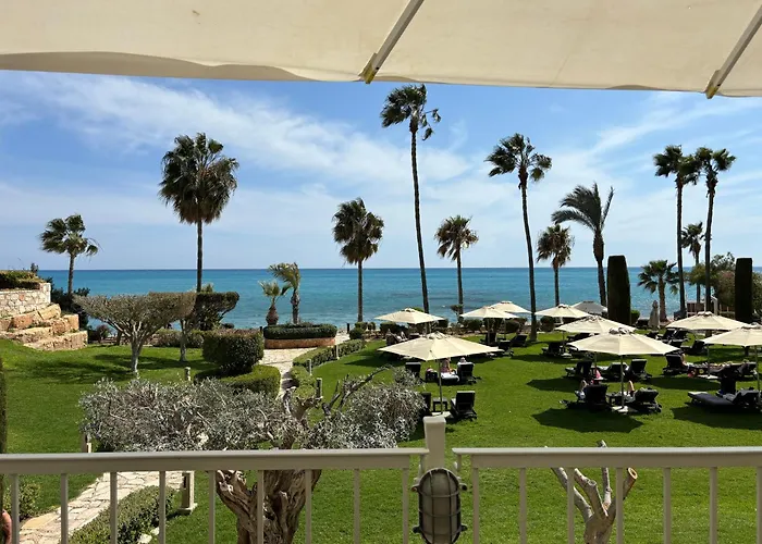 Apartmán Rock The Bay 1b, Paphos, *